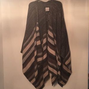 BCBG Maxazria cape